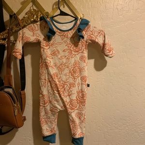 Rags to Raches floral romper